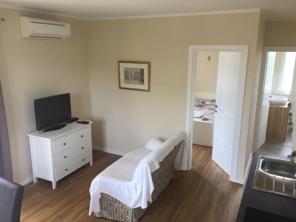Apartment Luiza Funtana Exterior foto